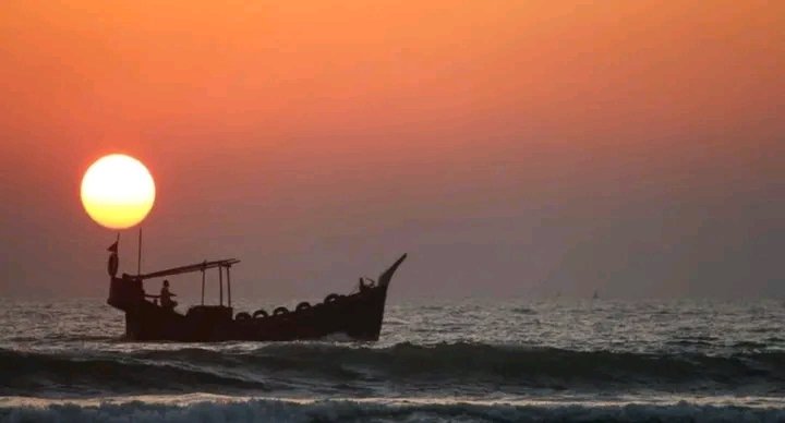 কক্সবাজারের হিমছড়ি সৈকতে গোসলে নেমে ৩ পর্যটকের মৃত্যু, নিখোঁজ ২